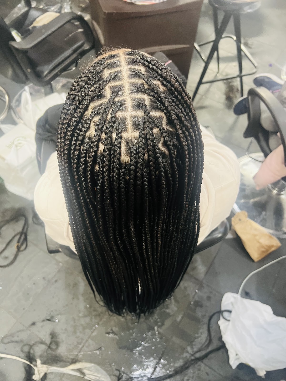 Knotless braids